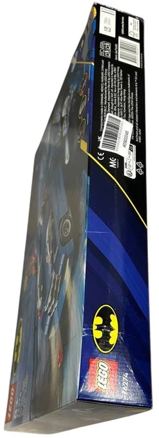 Zestaw klocków LEGO DC Batman z Batmobilem kontra Harley Quinn i Mr. Freeze 435 elementów (76274) (955555909000463) - Outlet - obraz 3