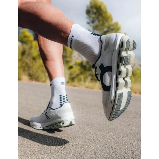 Носки компрессионные высокие Compressport Pro Racing Socks V4.0 Run High White/black L (100077541) - изображение 2