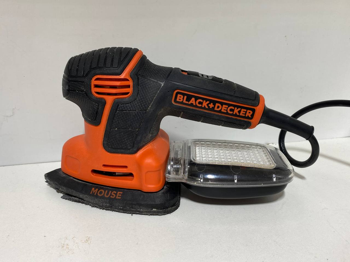 Б/у Сетевая вибрационная шлифмашина Black+Decker KA2500K 120W дельтовидная типа Mouse (Комплект с кейсом / аксессуарами) - изображение 3