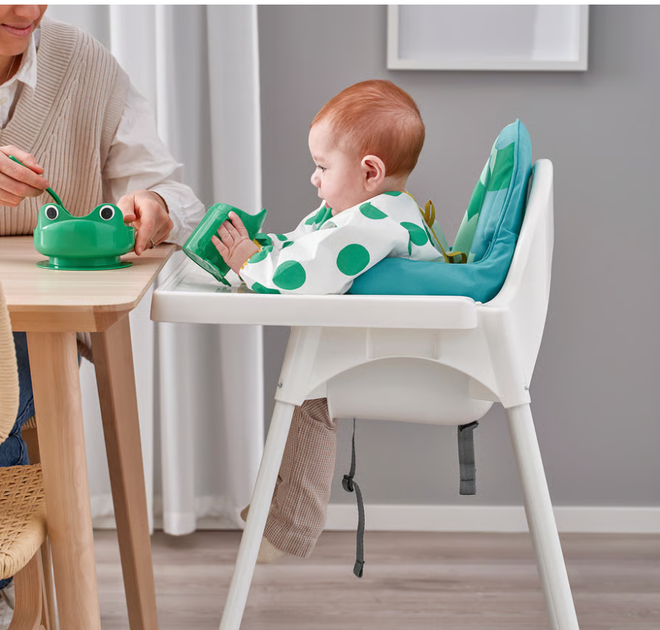 Стільчик для годування Ікеа IKEA Antilop з стільницею білий 795.975.15 - Фото 2 Стільчик для годування Ікеа IKEA Antilop з стільницею білий 795.975.15 - зображення 2