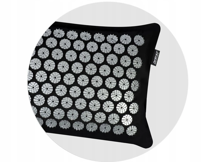 Mata zdrowotna do akupresury Neo Sport 190300 NS-903 z kolcami z poduszką 68 x 42 cm Czarno-srebrna (5903890617028) - obraz 6
