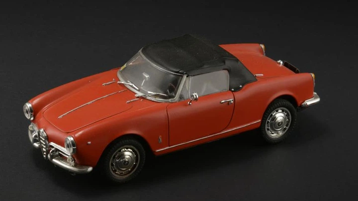 Збірна модель 1:24 автомобіль Alfa Romeo Guiletta Spider 1300 Italeri 3653 - изображение 8