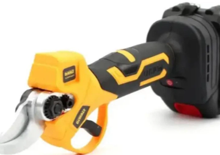 Аккумуляторный секатор DeWalt 48V 6Ah, диаметр реза 35 мм, длина лезвия 50 мм, вес 1.4 кг, 2 АКБ, электросекатор в кейсе - изображение 4