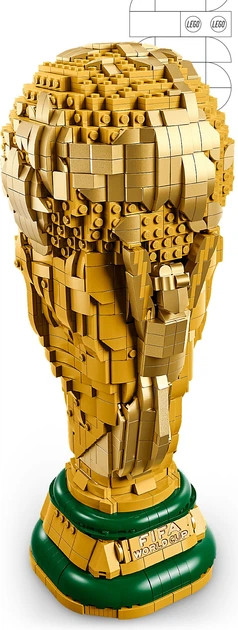 Конструктор LEGO Editions Офіційний трофей чемпіонату світу з футболу FIFA 2842 деталі (43020) - зображення 6