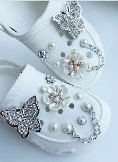 Джибітси на крокси crocs Jibbitz y2k y2k набір біжутерних прикрас на взуття метелики квіти перлини 20 шт сріблястий (SVS) - зображення 5