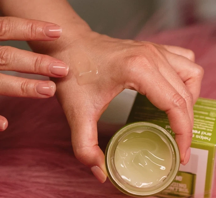 Антивозрастной крем-гель для комбинированной и жирной кожи лица ANTI-AGING OIL CONTROL CREAM LaCabine 50 мл - Фото 2 Антивозрастной крем-гель для комбинированной и жирной кожи лица ANTI-AGING OIL CONTROL CREAM LaCabine 50 мл - изображение 2