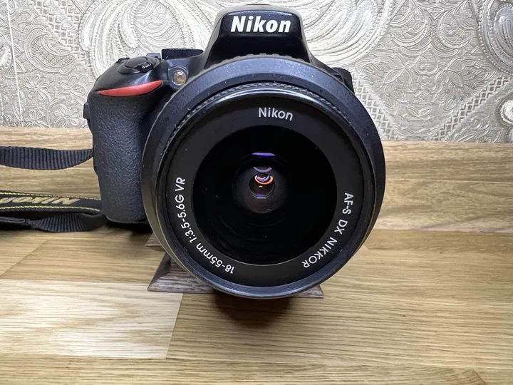 Зеркальный фотоаппарат Nikon D5600 (Nikkor AF-S 18-55mm VR) - Б/У - Фото 7 Зеркальный фотоаппарат Nikon D5600 (Nikkor AF-S 18-55mm VR) - Б/У - изображение 7