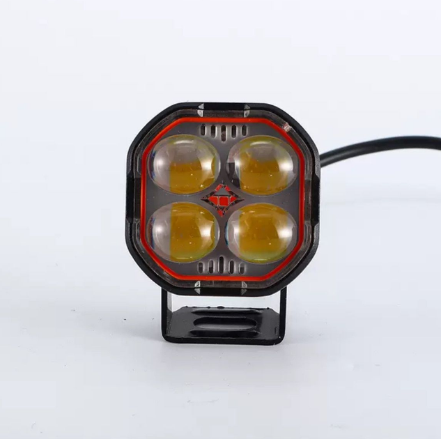 Дополнительная LED фара «Devil Eye» 24W: Мощный свет и стильный дизайн - изображение 3