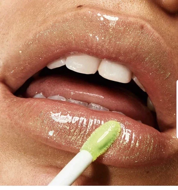Блиск для губ Avon Ultra Colour Lip Gloss «Ультра» Crushed Lime/Лаймовий шейк, 7 мл - зображення 4