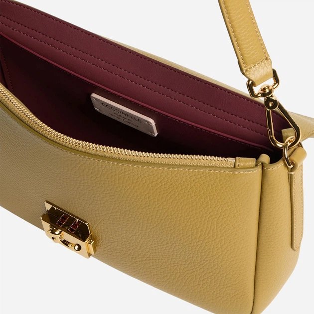 Torebka crossbody damska skórzana Coccinelle E1U4K120101-G43 Żółta - obraz 3