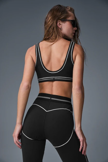 Жіночий спортивний комплект Alo Yoga Airlift Suit Up "Black/White" XXS (W9680R_W54341R) - Фото 4 Жіночий спортивний комплект Alo Yoga Airlift Suit Up "Black/White" XXS (W9680R_W54341R) - изображение 4