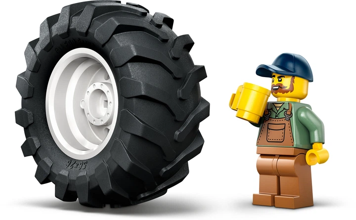 Конструктор LEGO City Трактор 204 детали (60498) – игрушки с