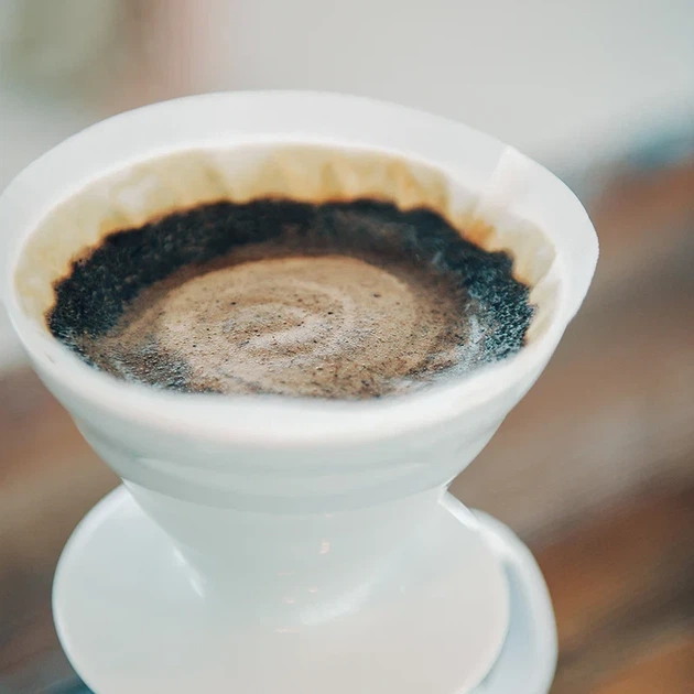 Набор Hario Ceramic V60 02 для фильтра-кофе с сервером 600 мл и фильтрами - изображение 6
