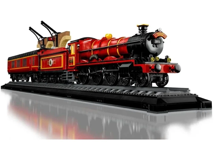 Большой красный конструктор Hogwarts Train серия Гарри Поттер - Фото 4 Большой красный конструктор Hogwarts Train серия Гарри Поттер - изображение 4