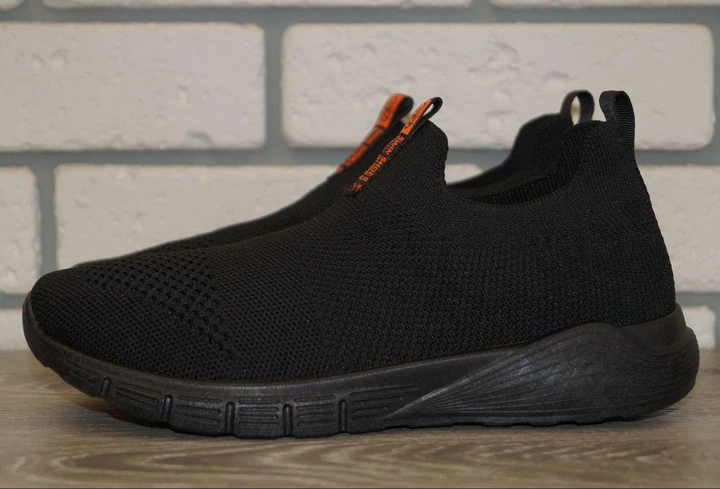 Кроссовки подростковые текстильные Swin shoes 096-4 36 (23 см) черные - Фото 1 Кроссовки подростковые текстильные Swin shoes 096-4 36 (23 см) черные - изображение 1