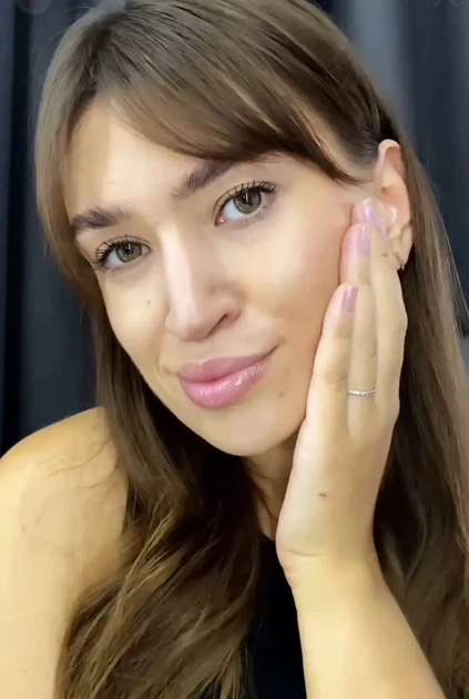 Блеск для губ Plumping Intense Lipgloss NP800 002 Cotton Candy 4 мл - изображение 5