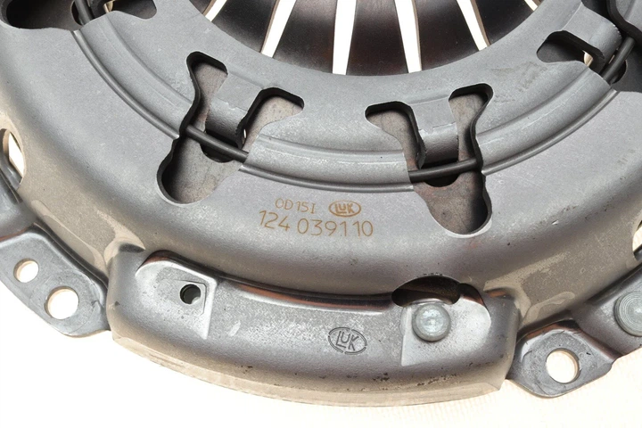 Зчеплення в зборі LuK 600034700 Nissan X-Trail, Primera 12310AW400, 301008H30A, 30100AU600 - Фото 5 Зчеплення в зборі LuK 600034700 Nissan X-Trail, Primera 12310AW400, 301008H30A, 30100AU600 - зображення 5