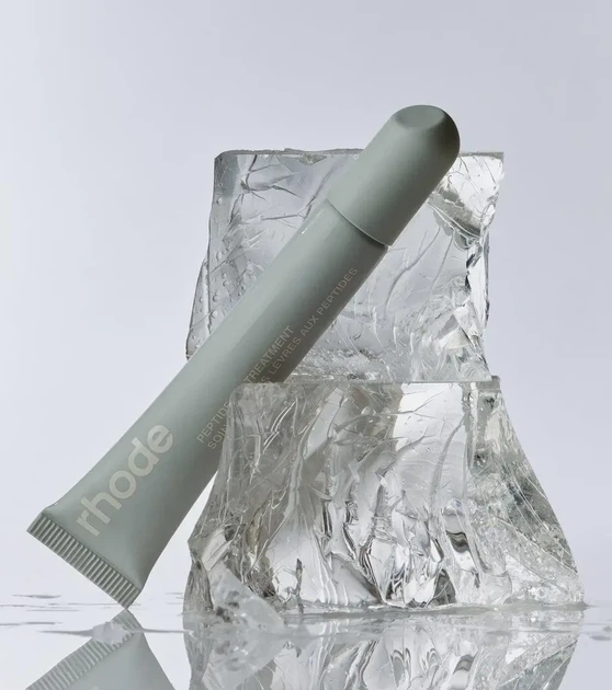 Прозрачный бальзам для губ з пептидами без аромата Rhode Peptide Lip Treatment Unscented 10 мл - изображение 2