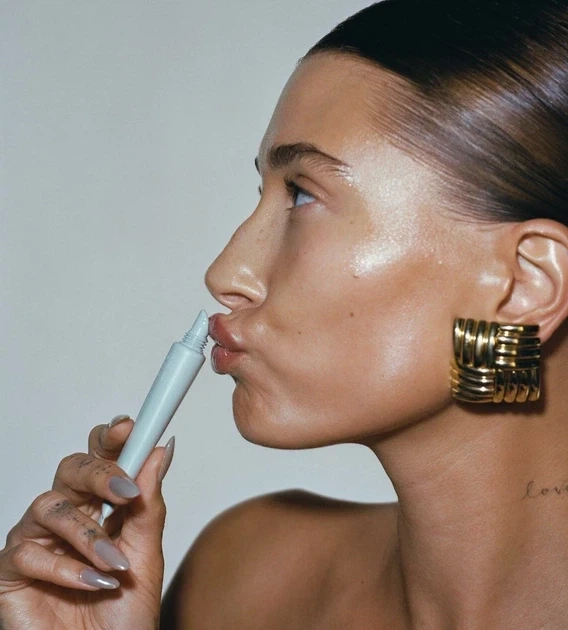 Прозрачный бальзам для губ з пептидами без аромата Rhode Peptide Lip Treatment Unscented 10 мл - изображение 5