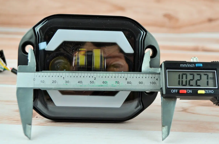 LED фара прямокутна лінзована (2шт) 45W ближній + дальній + поворот 12-24V (12x9x4СМ) фари на трактор МТЗ - зображення 7