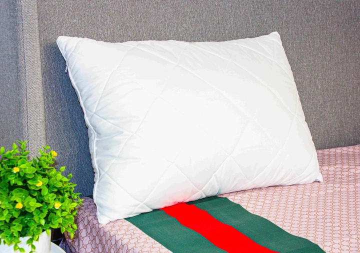 Подушка 50×70 антиалергенна Innovation Royal Soft ТЕП для сну, двокамерна, регульована жорсткість, мікрофібра Peach Effect - Фото 8 Подушка 50×70 антиалергенна Innovation Royal Soft ТЕП для сну, двокамерна, регульована жорсткість, мікрофібра Peach Effect - зображення 8