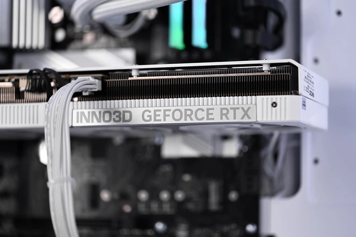 Komputer Actina SELECTION 265KF/32GB/1TB/RTX5070Ti/750W (KOMACNGIP0477) - obraz 14