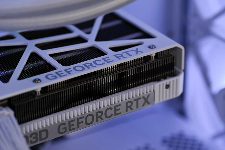 Komputer Actina SELECTION 265KF/32GB/1TB/RTX5070Ti/750W (KOMACNGIP0477) - obraz 19