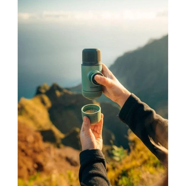 Портативна кавоварка Wacaco Nanopresso Moss Green з чохлом ручна механічна еспресо-кавоварка для меленої кави (21-79-WNANOGREEN) - зображення 6