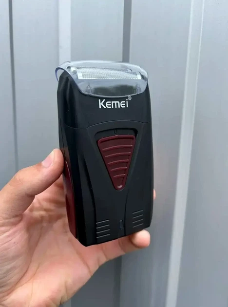 Электробритва Kemei Km-3381 аккумуляторная 3W для бритья с защитной крышкой и кабелем для зарядки - изображение 8
