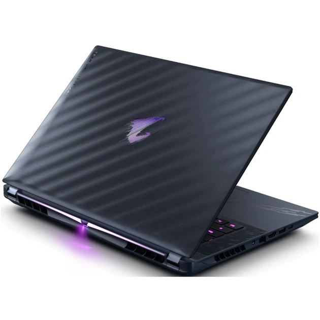 Ноутбук GIGABYTE Aorus Master 16 BZH (AORUS_16BZHC6UAE65SP) - Фото 6 Ноутбук GIGABYTE Aorus Master 16 BZH (AORUS_16BZHC6UAE65SP) - изображение 6