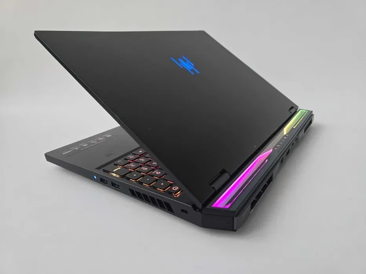 Ноутбук Predator Helios 16 (2024) I9 14900HX/RTX 4080/RAM 32GB/1TB/QHD+ 240Hz Б\В - Б/У - Фото 7 Ноутбук Predator Helios 16 (2024) I9 14900HX/RTX 4080/RAM 32GB/1TB/QHD+ 240Hz Б\В - Б/У - изображение 7