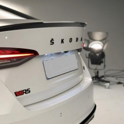 Автологотип шильдик эмблема надпись Skoda черная на крышку багажника 450 мм 38 мм шкода - изображение 6