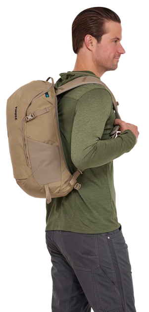 Рюкзак Thule AllTrail Daypack 18L TADP-218 Faded Khaki (7121879) - Фото 3 Рюкзак Thule AllTrail Daypack 18L TADP-218 Faded Khaki (7121879) - зображення 3