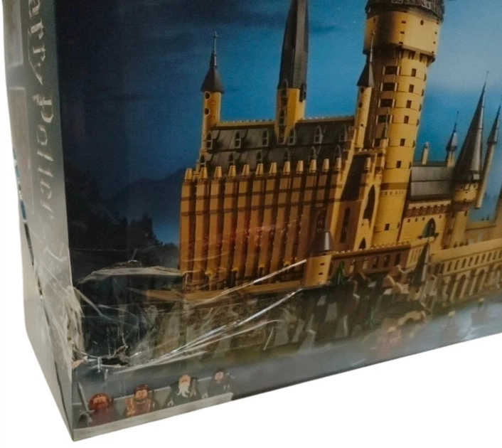 Zestaw klocków LEGO Harry Potter Zamek Hogwart 6020 elementów (71043) (955555916369158) - Outlet - obraz 5