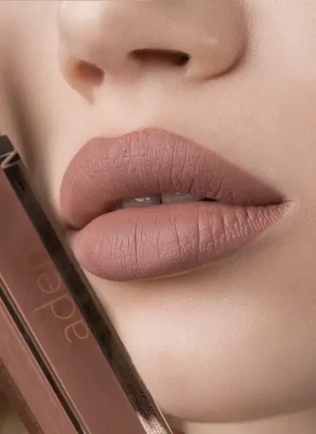 Aden Liquid Lipstick Помада жидкая Суперстойкая "Milk Chocolate" № 02 - Фото 4 Aden Liquid Lipstick Помада жидкая Суперстойкая "Milk Chocolate" № 02 - изображение 4