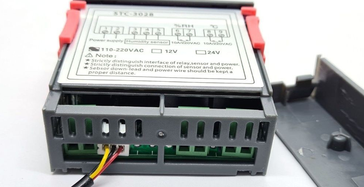 Регулятор температуры и влажности STC-3028 220В - изображение 6