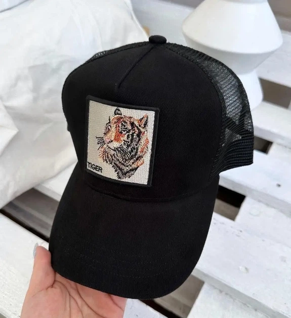 Стильная модная кепка-трекер с сеткой "Tiger" Черная - Фото 1 Стильная модная кепка-трекер с сеткой "Tiger" Черная - изображение 1