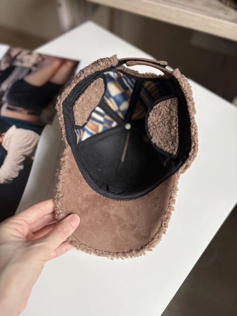 Кепка бейсболка баранчик Тедді Ugg з вушками жіноча тепла - Фото 8 Кепка бейсболка баранчик Тедді Ugg з вушками жіноча тепла - зображення 8
