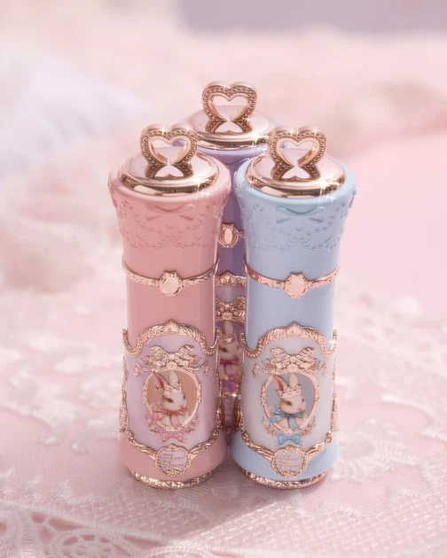 Кремова помада від Flower Knows Bunny Garden Cloud Lip Cream (B05 Ballet Bunny) - изображение 5