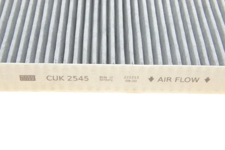 Фільтр салону Skoda Fabia/Roomster/VW Polo 99-10 (вугільний) MANN-FILTER CUK 2545 - зображення 3