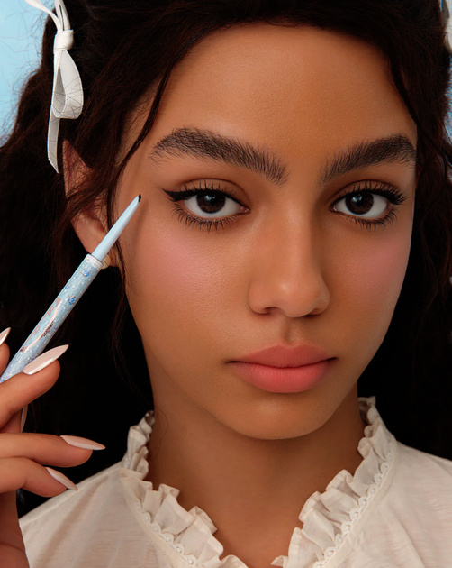 Гелевый карандаш-лайнер Flower Knows (Флавер Ноуз) Bunny Garden Gel Eyeliner стойкий смадж-пруф для стрелок, 0.05 г — оттенок 01 Natural Black - изображение 5