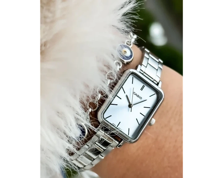 Жіночий наручний годинник Casio LTP-V009D-2E, кварцовий, сталевий браслет, водозахист 30 м - зображення 5