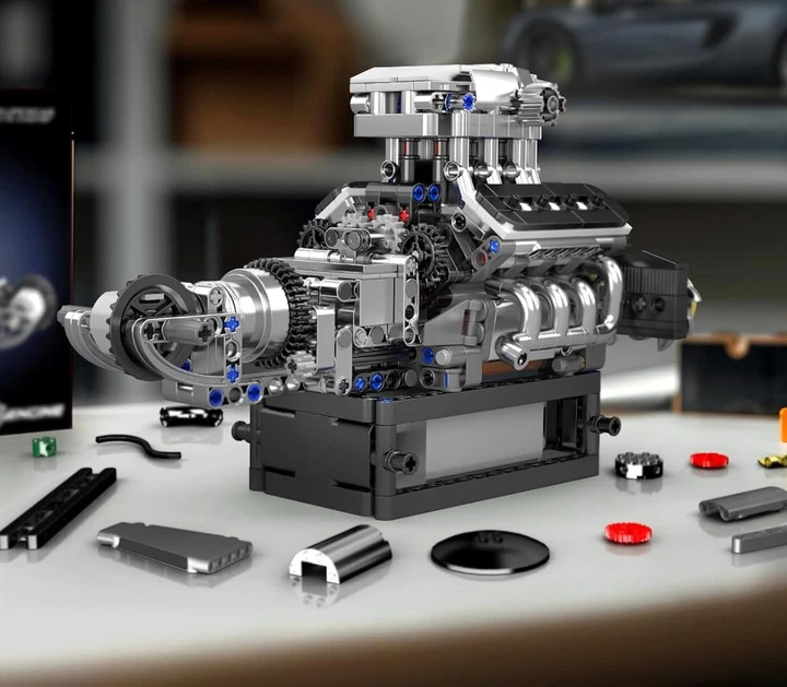 Конструктор двигун і коробка Supercar McL V8 737 деталей Mould King Mking Engine 10206 - зображення 4