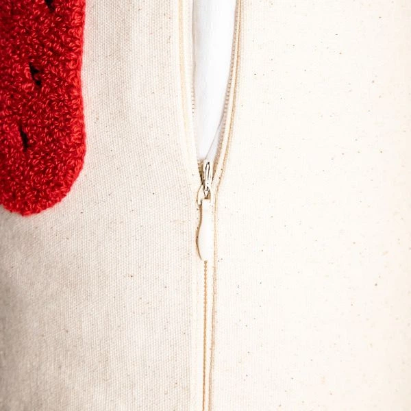 Наволочка Homla Fresa з вишивкою полуниць 45x45 см (5906496770487) - зображення 3