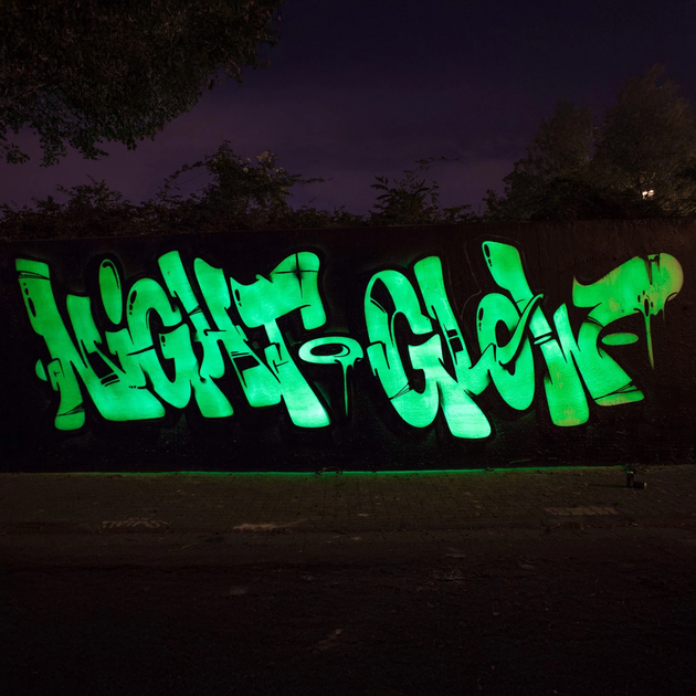 Аэрозольная краска Montana Night Glow 1000 Luminescent Green (Зеленая) 400 мл - Фото 3 Аэрозольная краска Montana Night Glow 1000 Luminescent Green (Зеленая) 400 мл - изображение 3