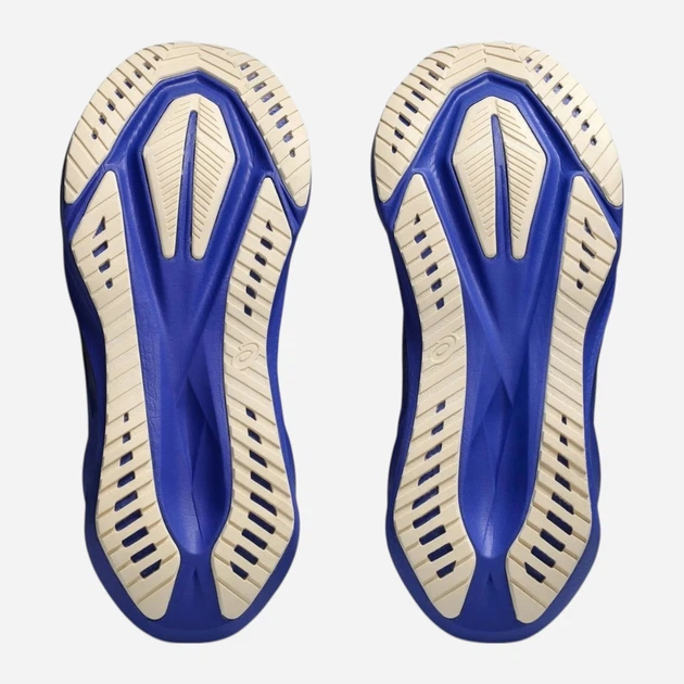 Чоловічі кросівки для бігу ASICS Novablast 5 1011B974-004 47 (12.5US) Чорні (4571633350139) - зображення 7