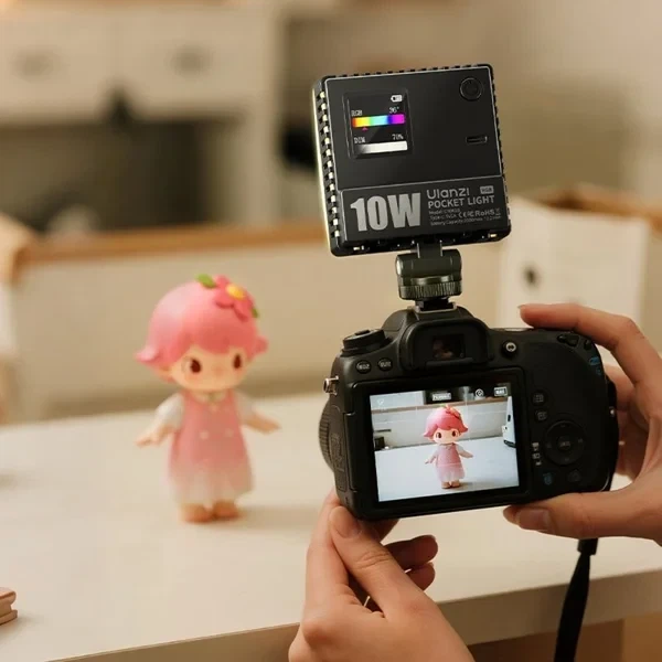 Накамерный свет Ulanzi C01RGB 10W Pocket light - изображение 7