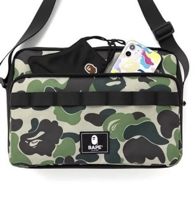Сумка через плечо Bape в камуфляжном цвете + брелок Bape в подарок. - Фото 6 Сумка через плечо Bape в камуфляжном цвете + брелок Bape в подарок. - изображение 6
