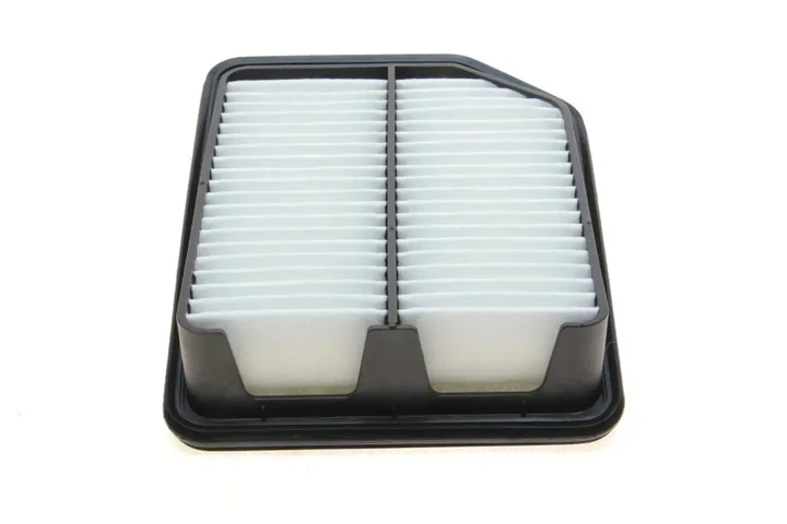 Фільтр повітряний Suzuki Grand Vitara 1.6/1.9DDiS/2.0 05-15 MANN-FILTER C 2330 - изображение 2