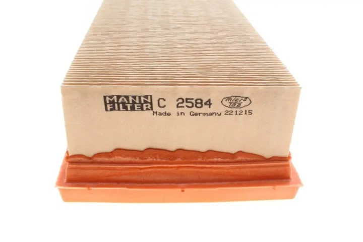 Фільтр повітряний Mitsubishi Colt 1.1-1.5 04-12/Smart Forfour 1.1-1.5 04-06 MANN-FILTER C 2584 - изображение 4